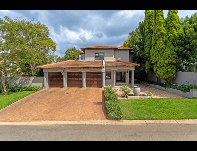 5 BEDROOM HOUSE FOR SALE IN FOURWAYS